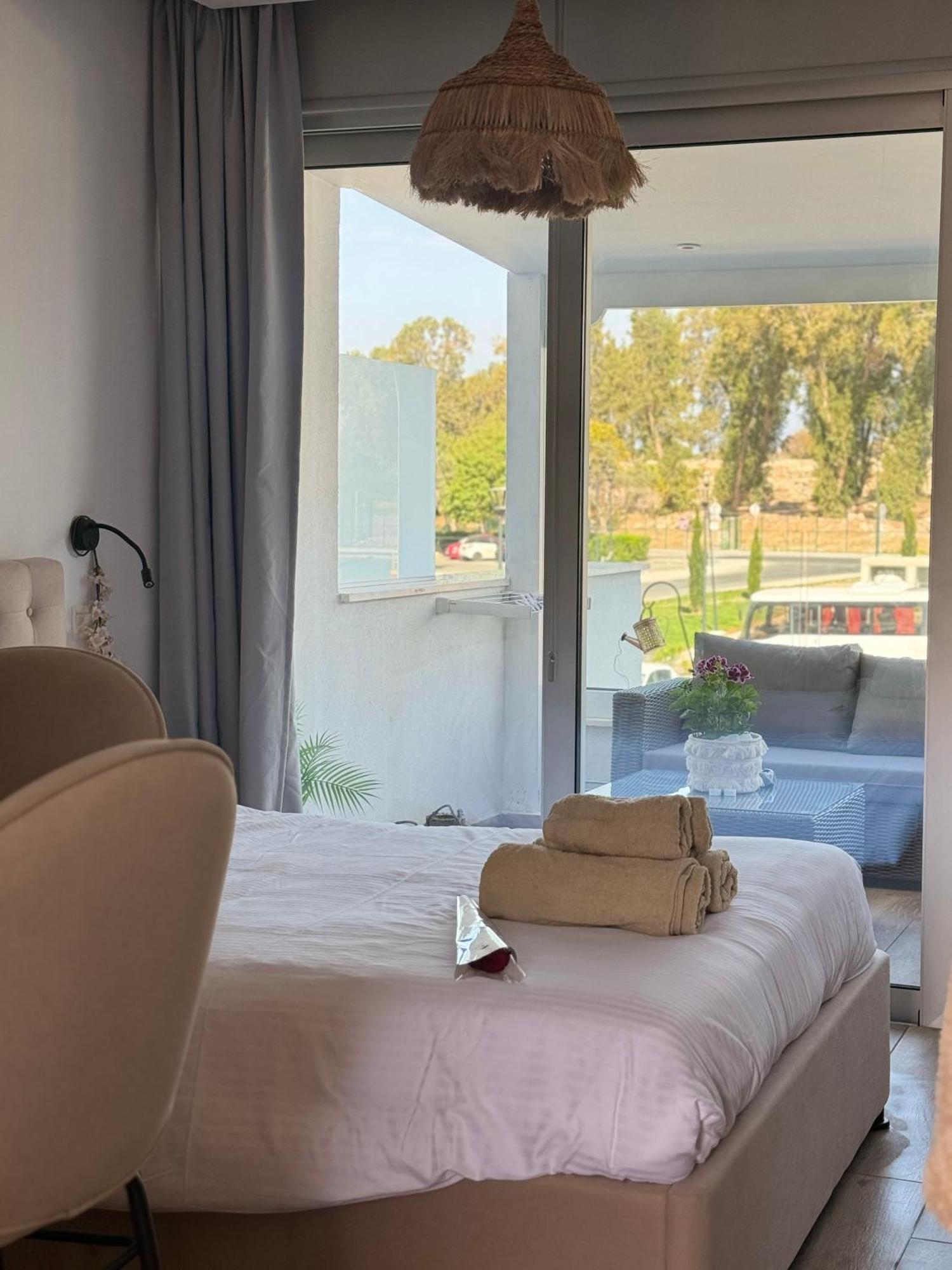 Apartmán Bohemian Rhapsody Paphos Exteriér fotografie